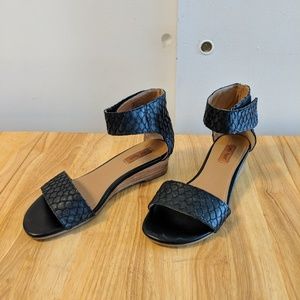 Miz Mooz black leather sandals with ankle strap 7
